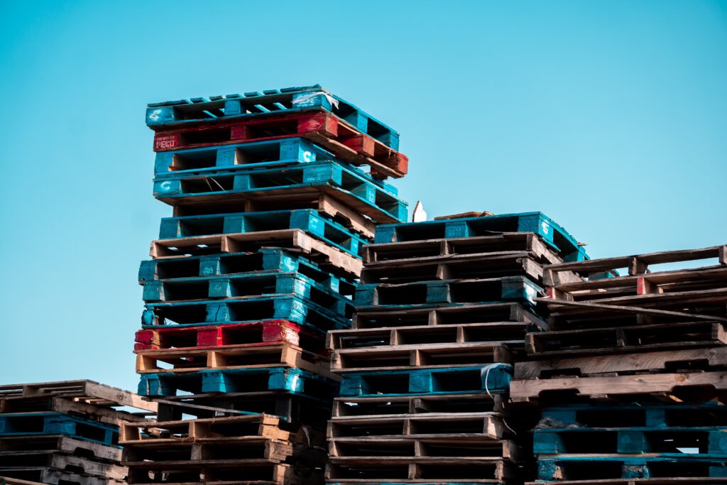 buy used wooden pallets
